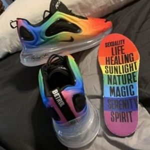 Nike 720's "be-free"